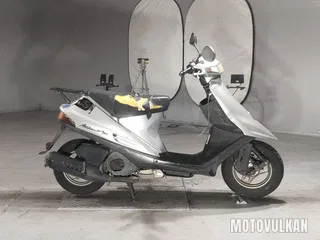 Suzuki Address V100
