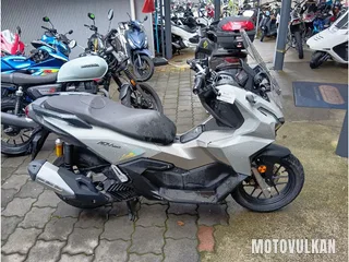 Honda Adv160
