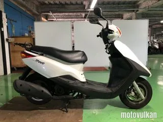 Yamaha Axis Treet