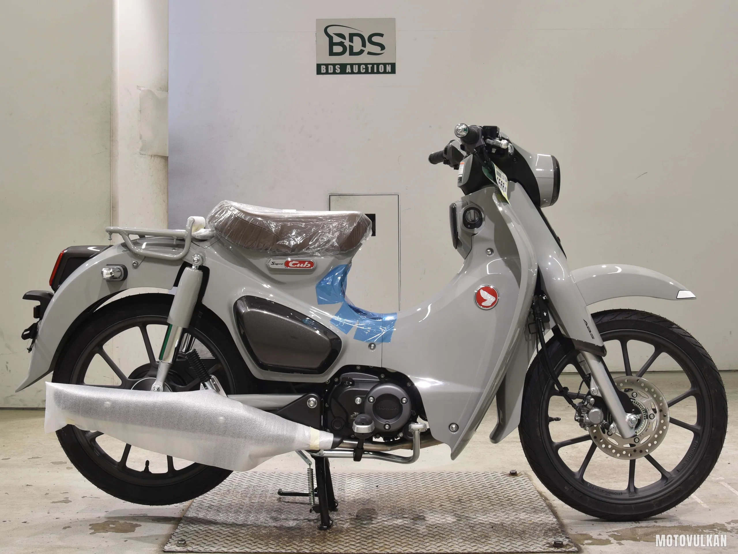 Honda C125-2
