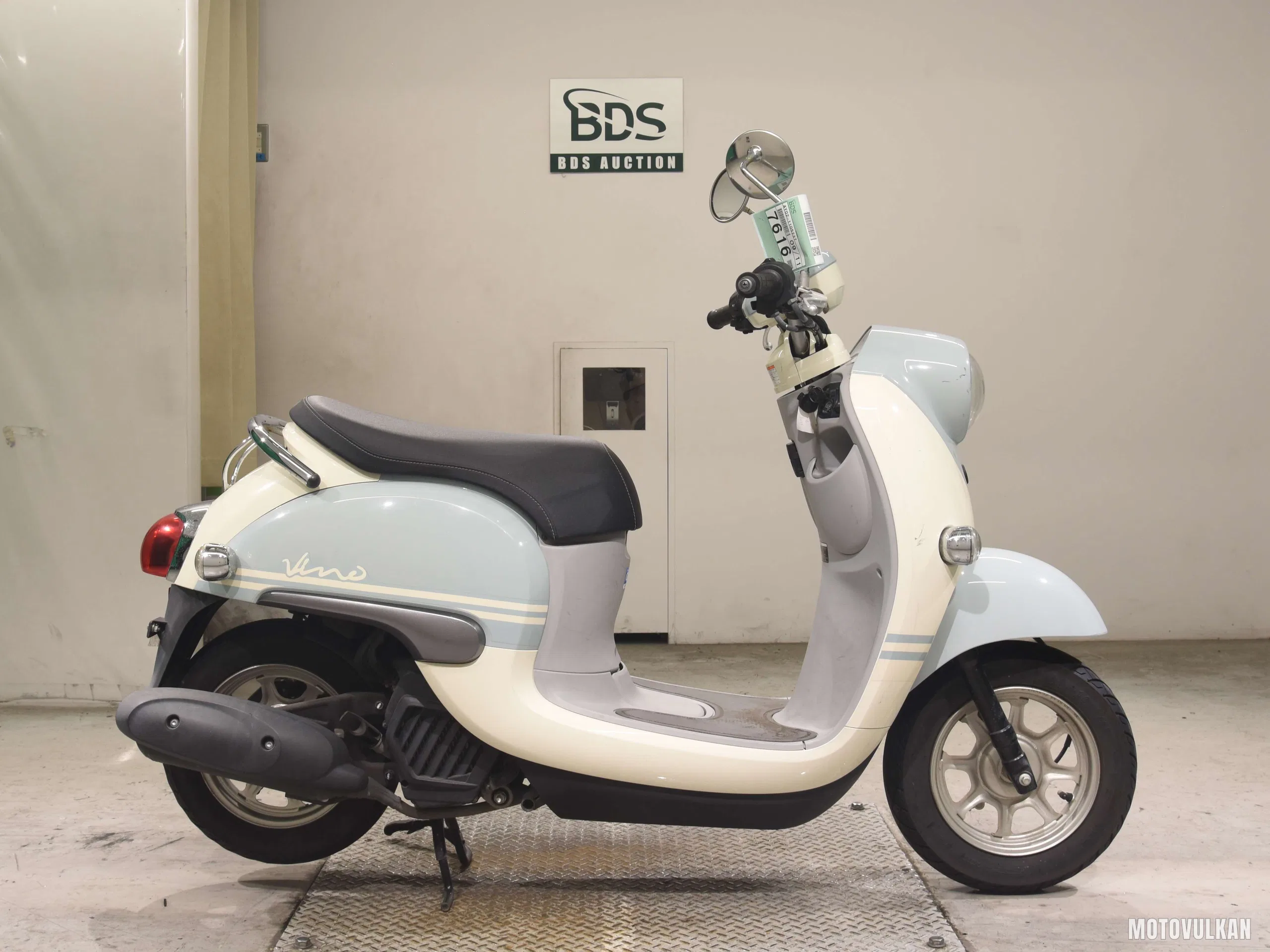 Yamaha VINO-4