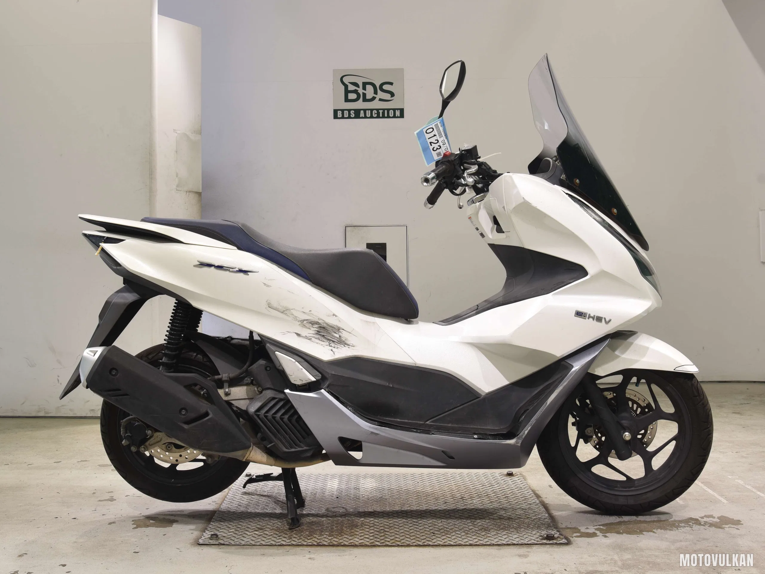 Honda PCX125-4 Hybrid