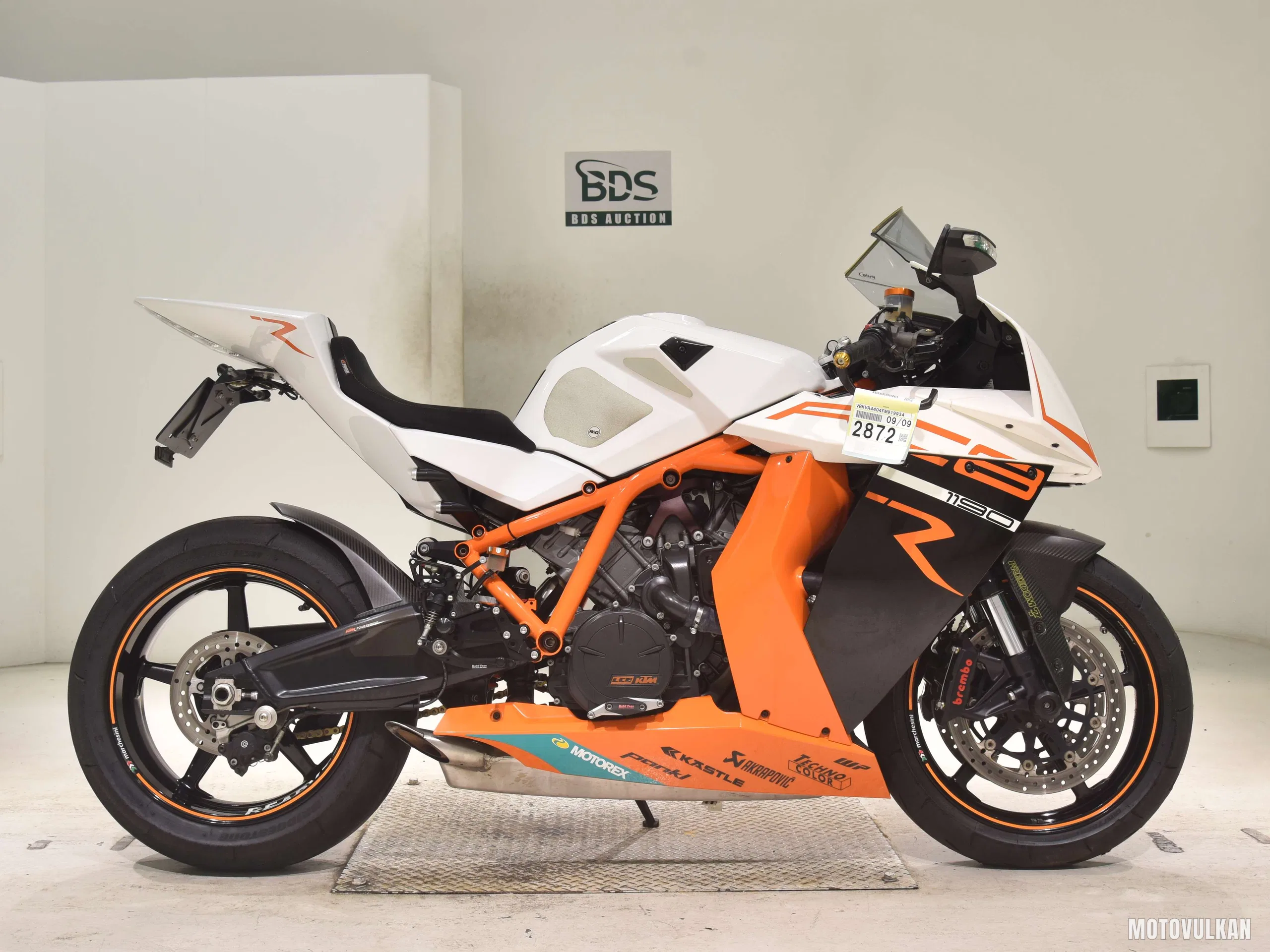  KTM1190RC8R
