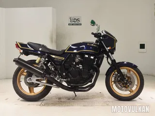 Kawasaki ZRX400