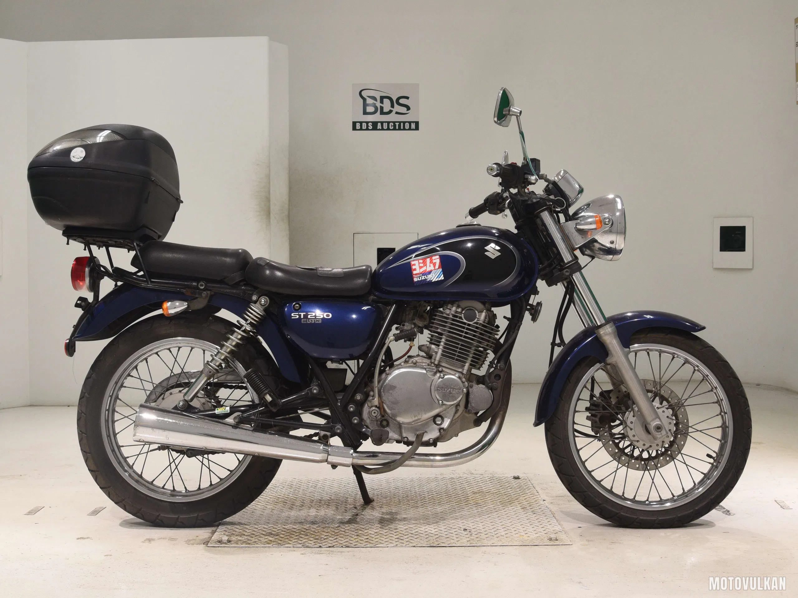 Suzuki ST250E