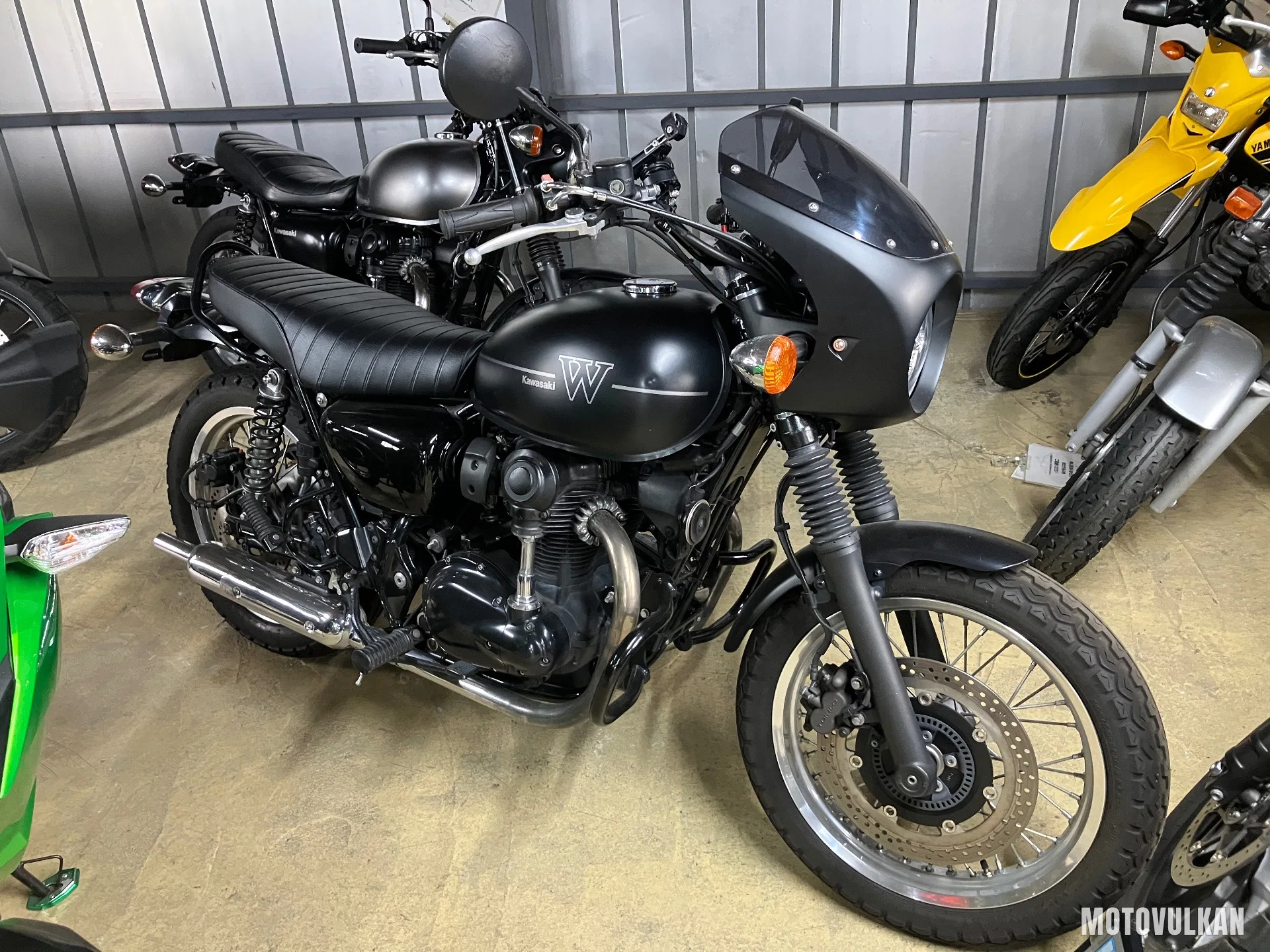 Kawasaki W800 Street