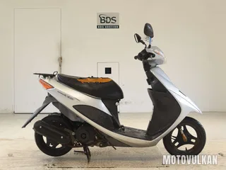 Suzuki ADDRESS V50-2