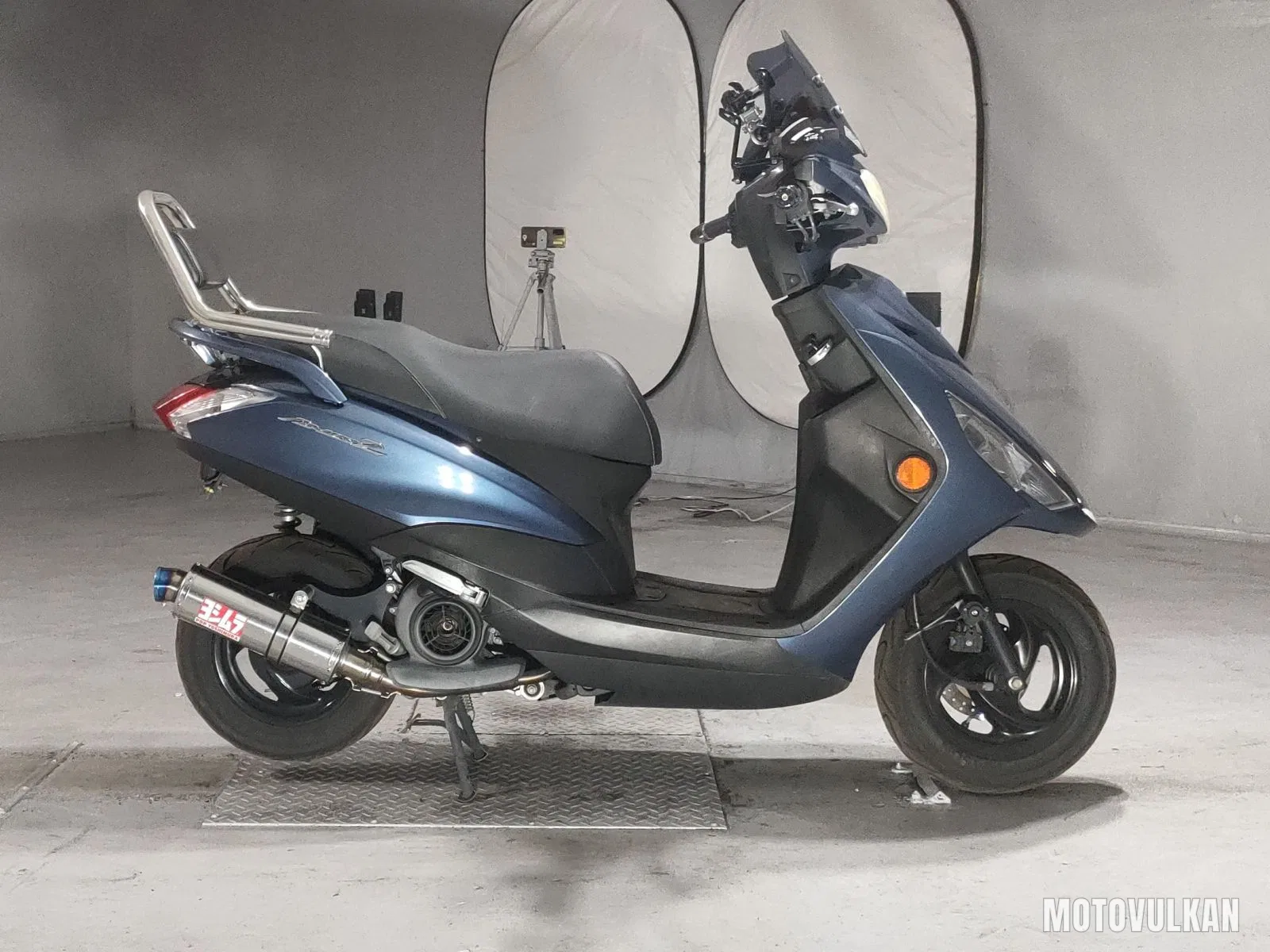 Yamaha Axis Z