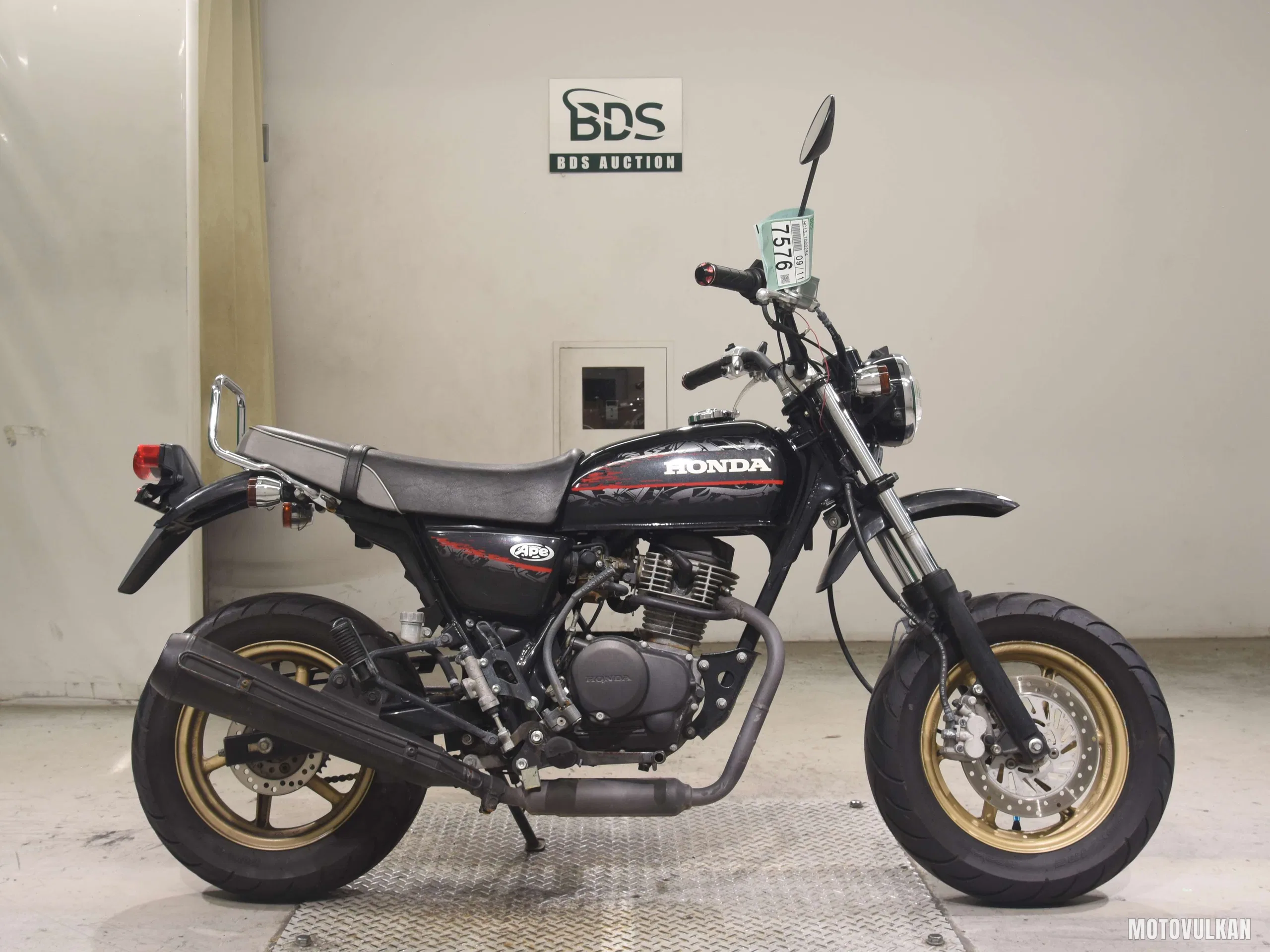 Honda APE100-2