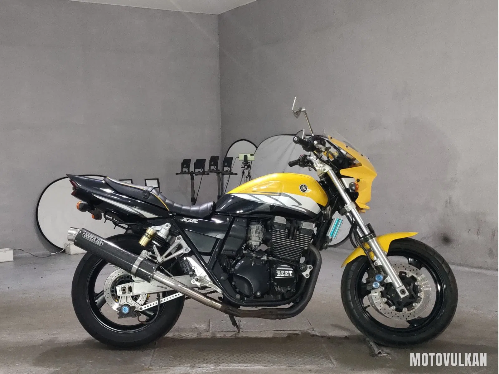 Yamaha XJR400R