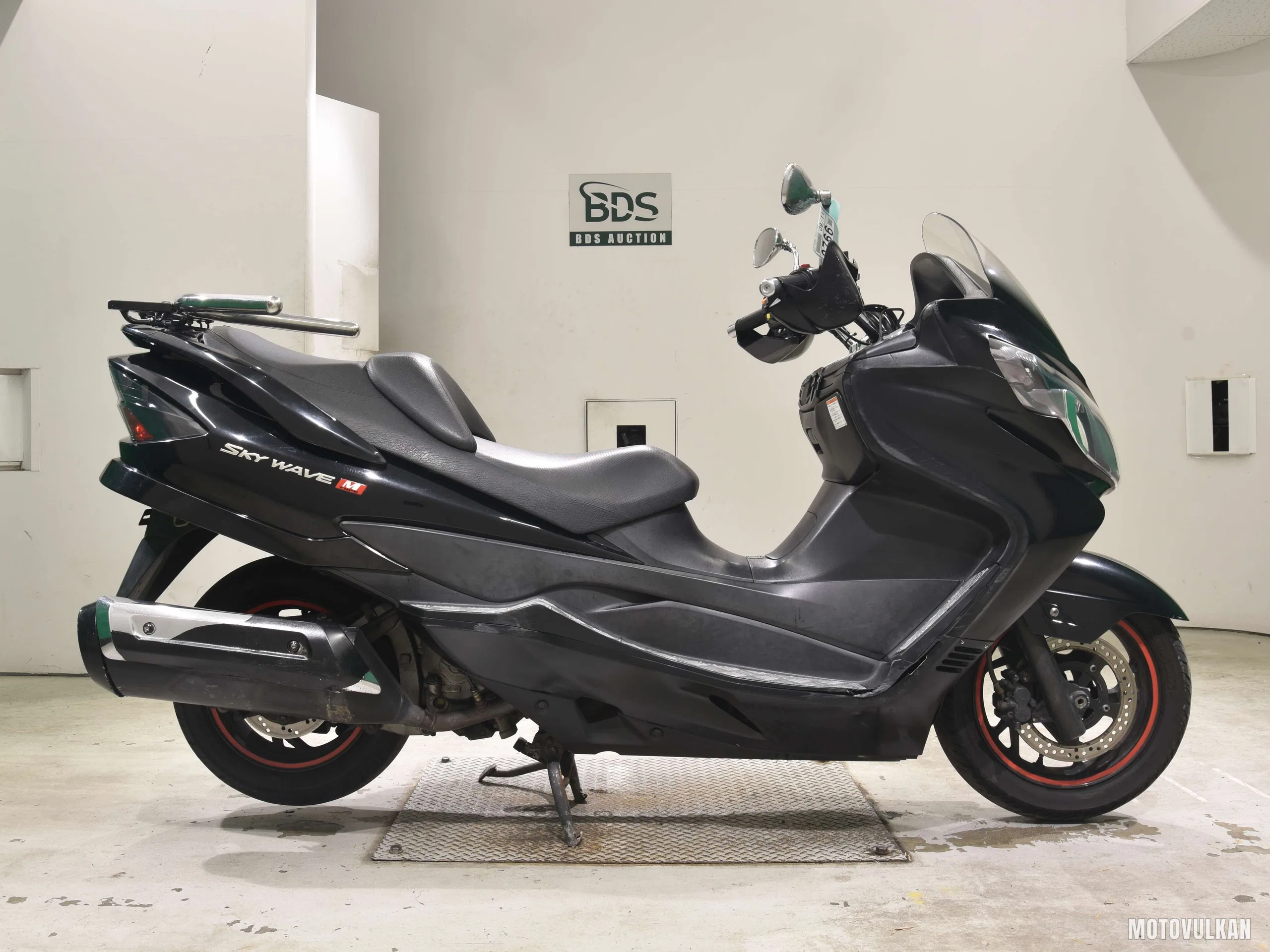 Suzuki SKYWAVE250M