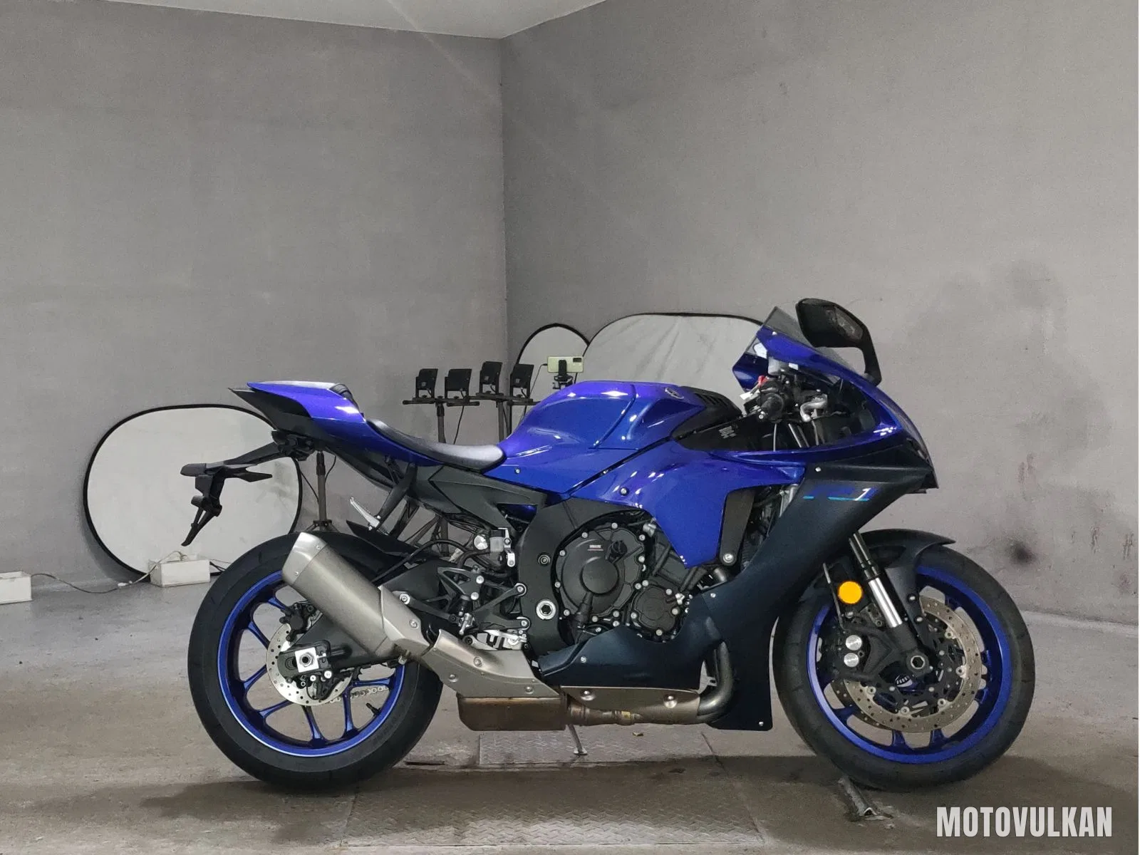 Yamaha YZF-R1