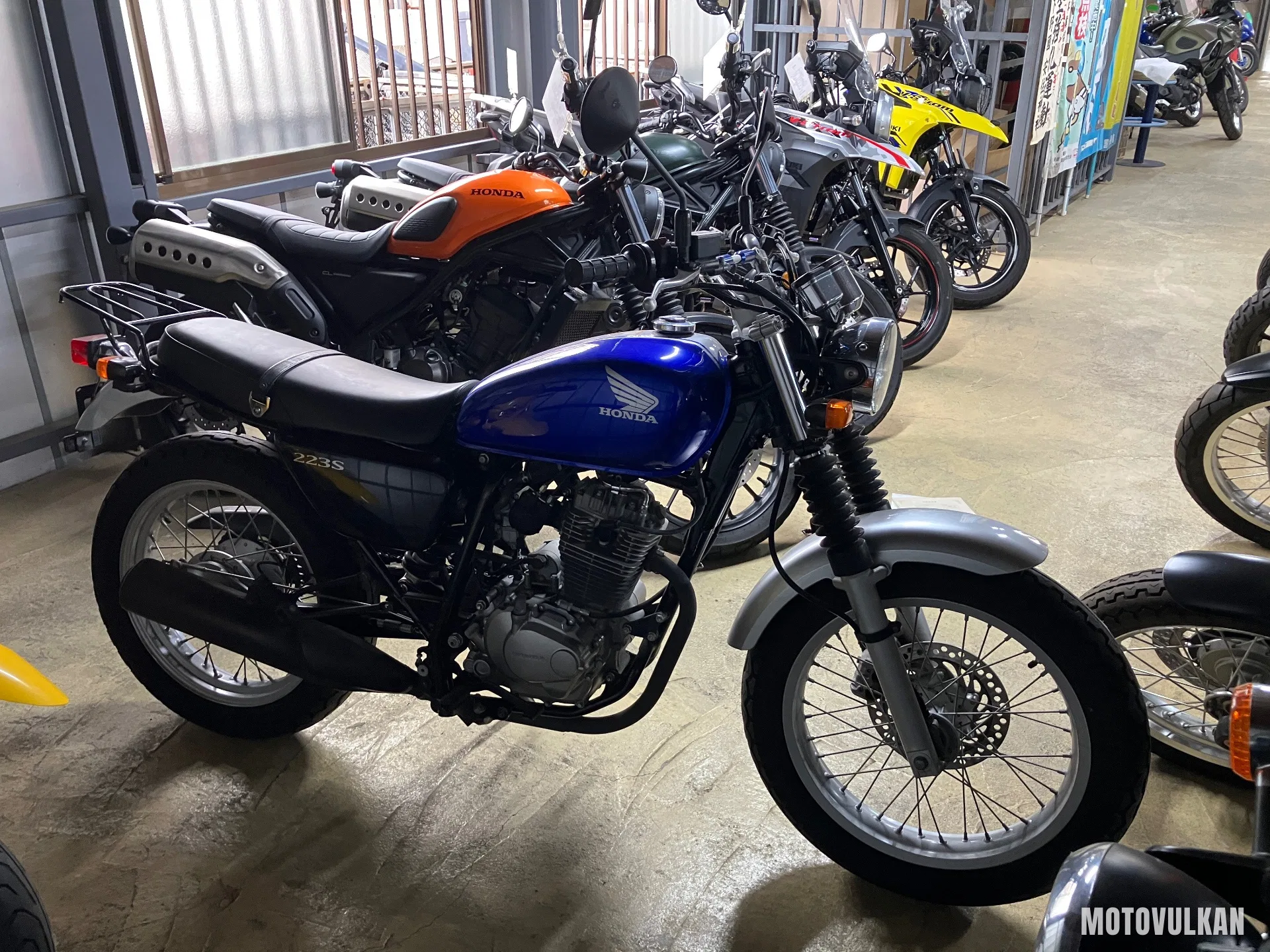 Honda Cb223S