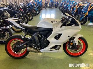Yamaha Yzf-R7