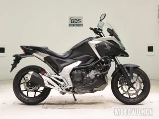 Honda NC750X-3
