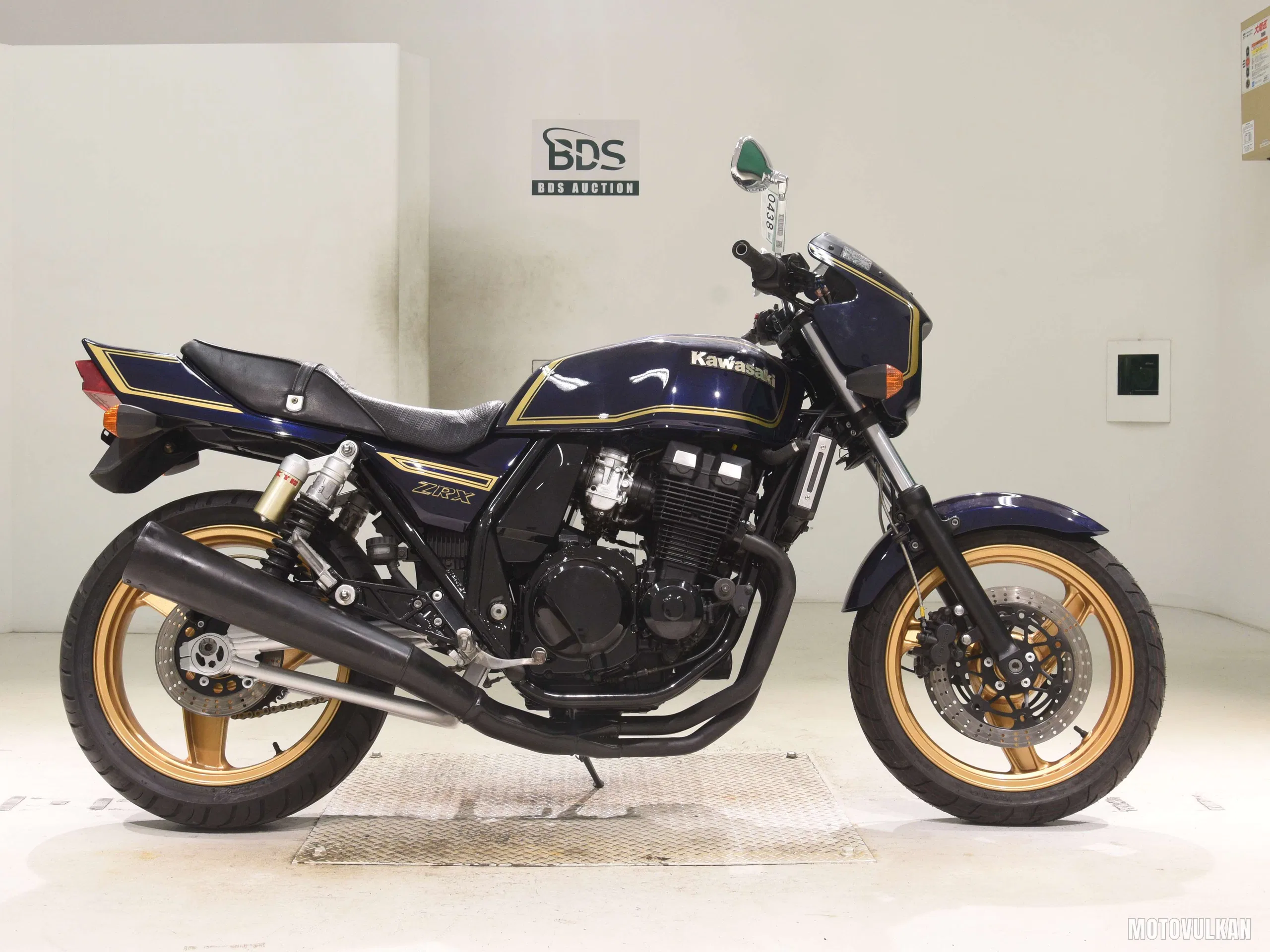 Kawasaki ZRX400
