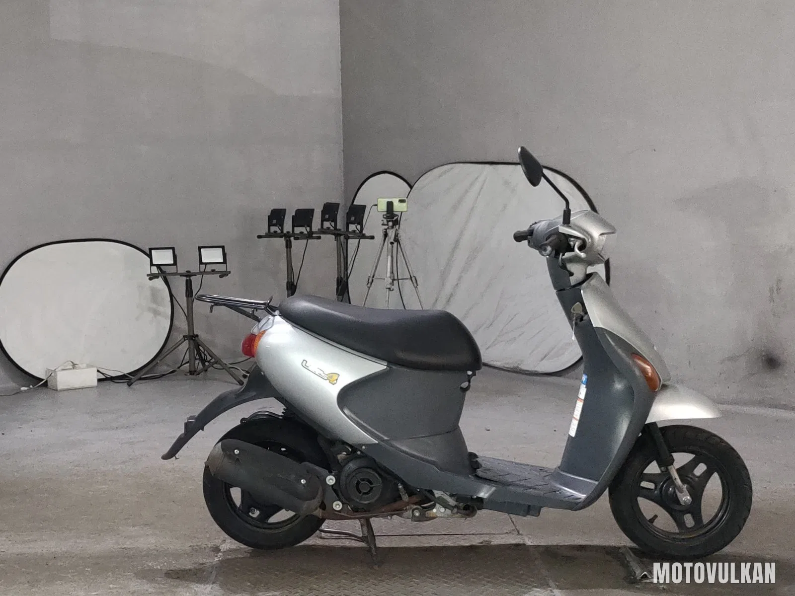 Suzuki Let's 4