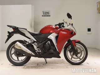 Honda CBR250R-3