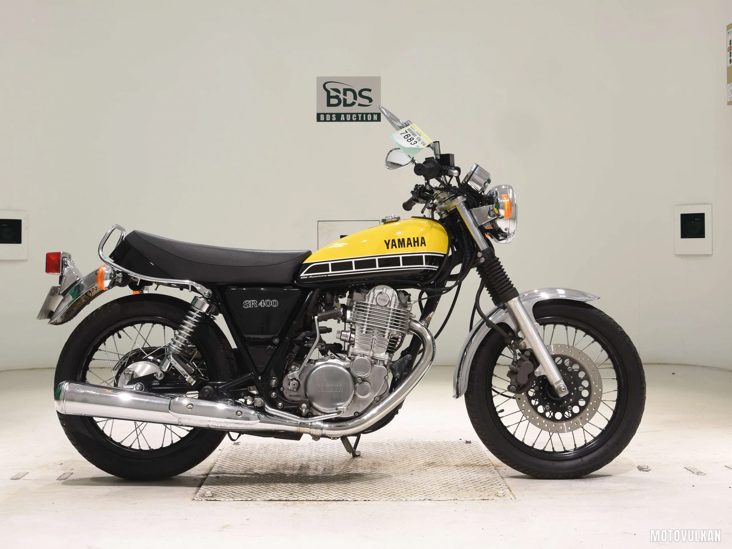 Yamaha SR400-4