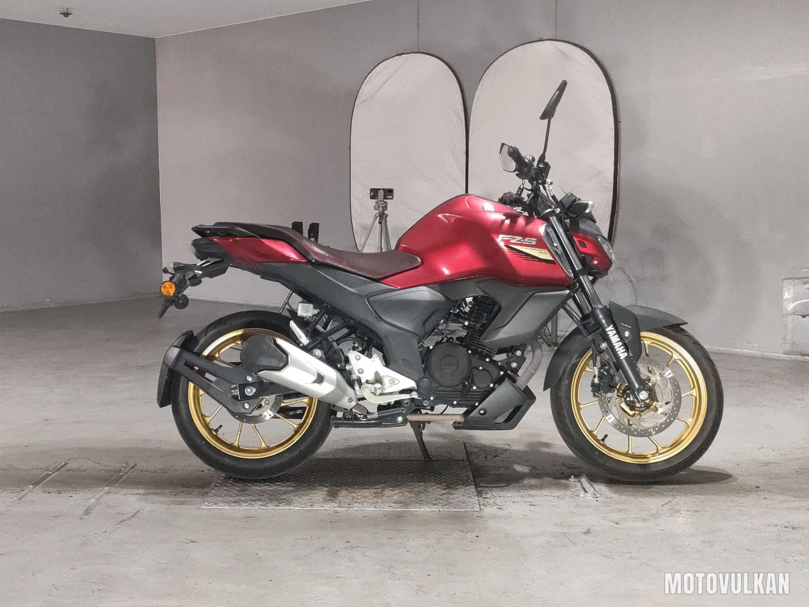 Yamaha FZ-S