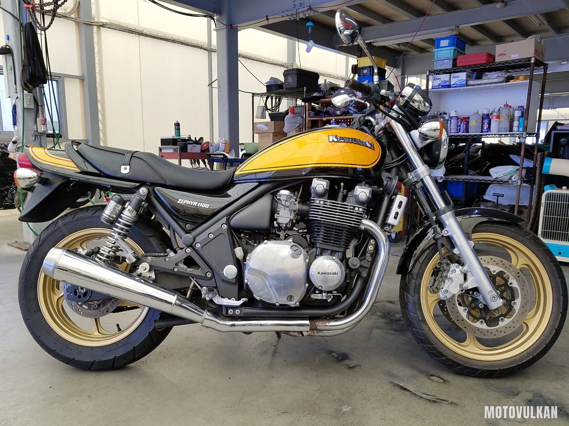 Kawasaki Zephyr1100