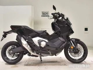 Honda X-ADV750-2