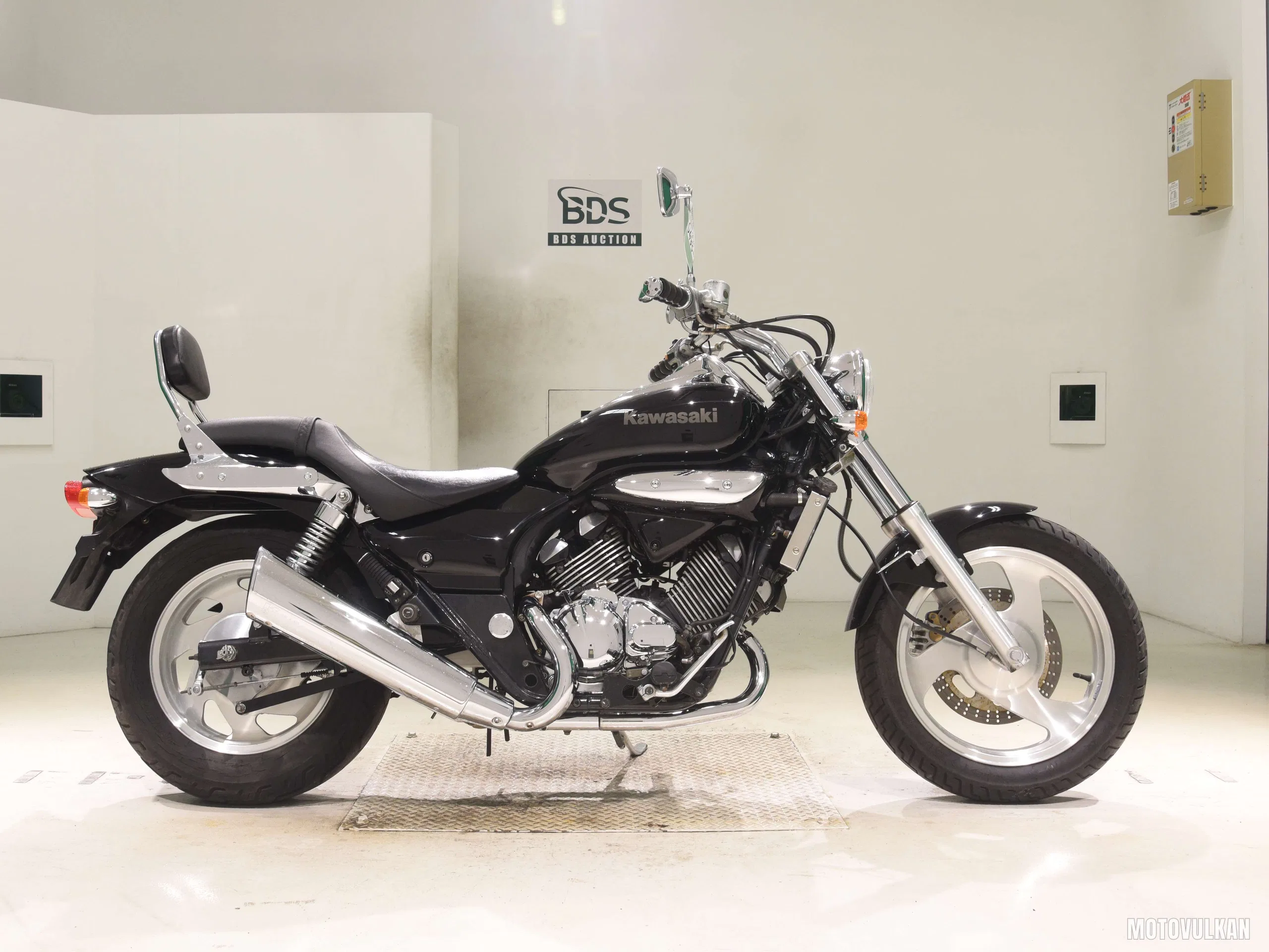 Kawasaki ELIMINATOR250V