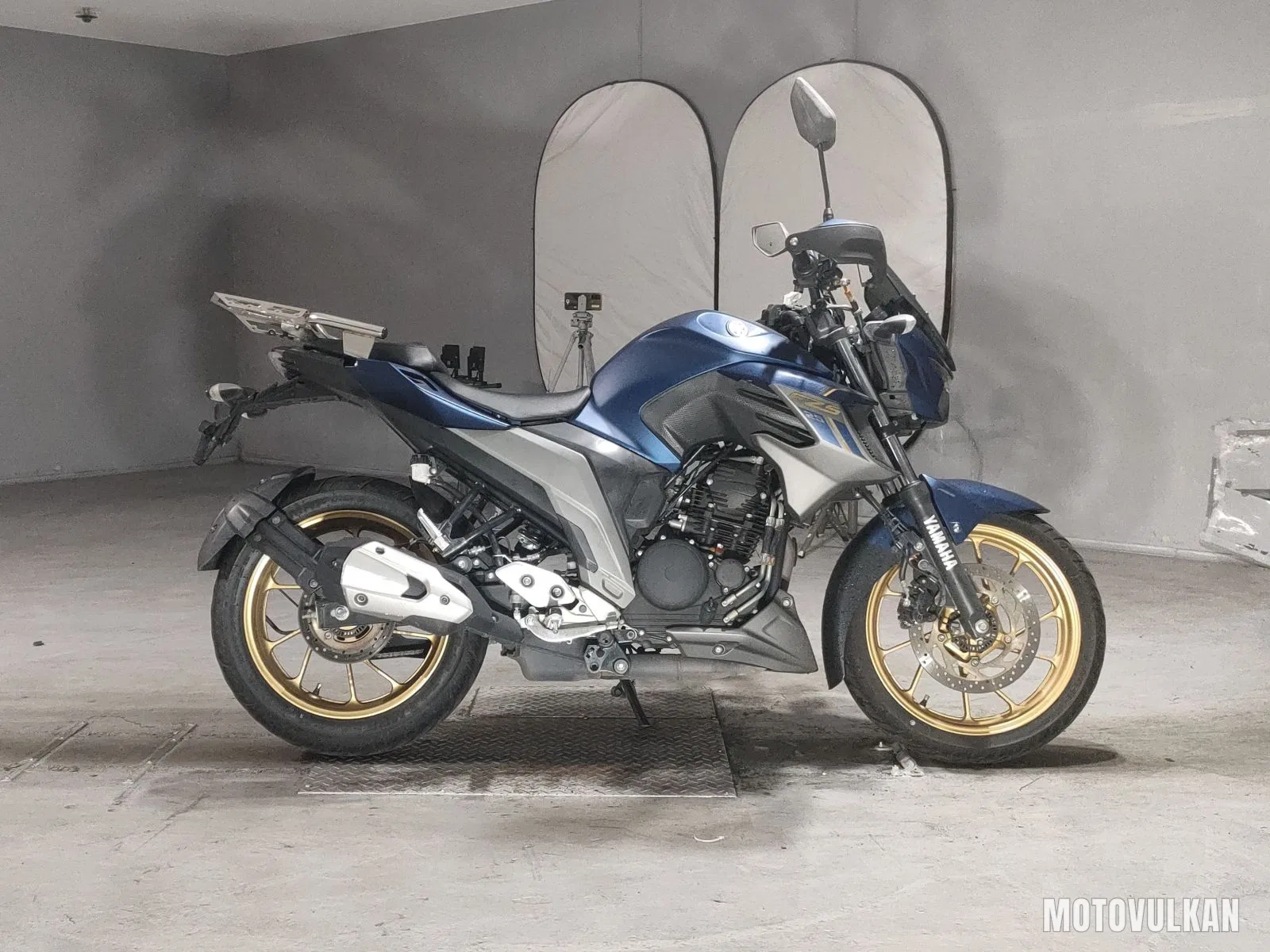 Yamaha FZS25
