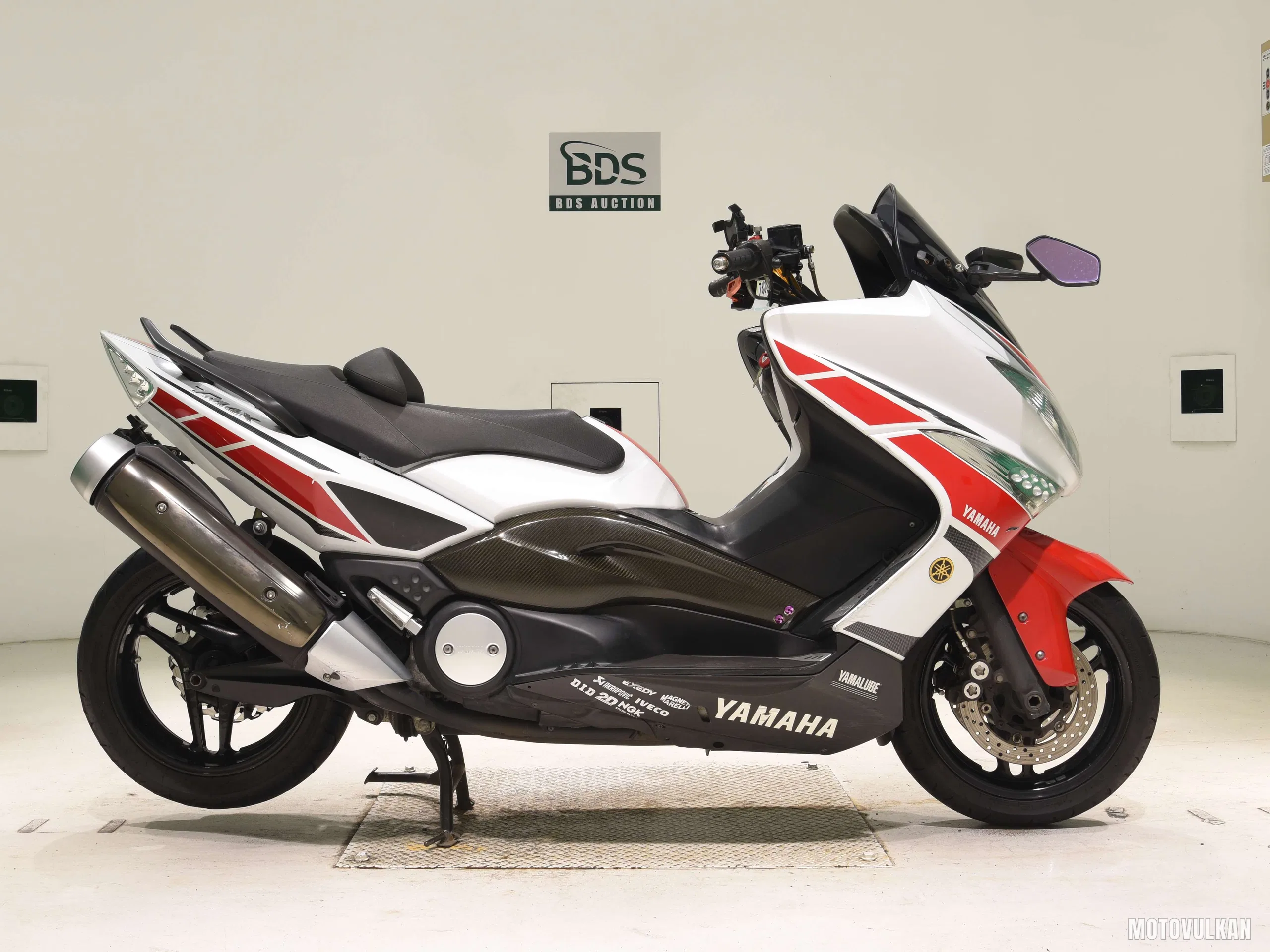 Yamaha T-MAX500-3