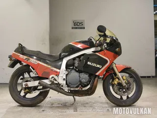Suzuki GSX-R1100-1