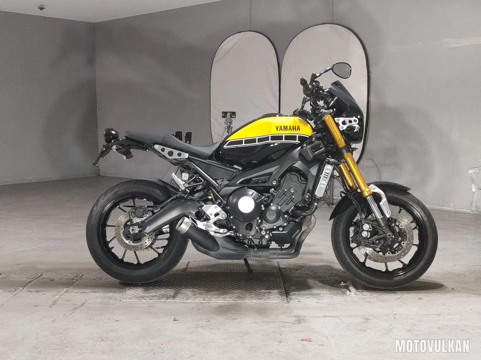 Yamaha XSR900