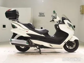 Suzuki SKYWAVE250M