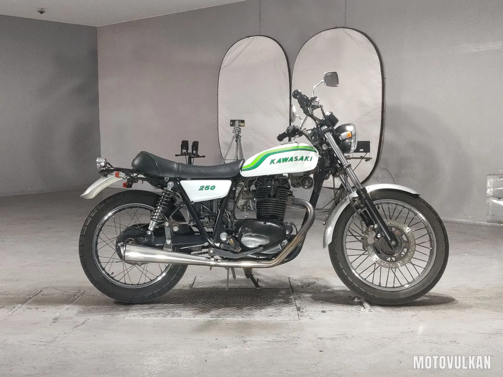 Kawasaki 250TR