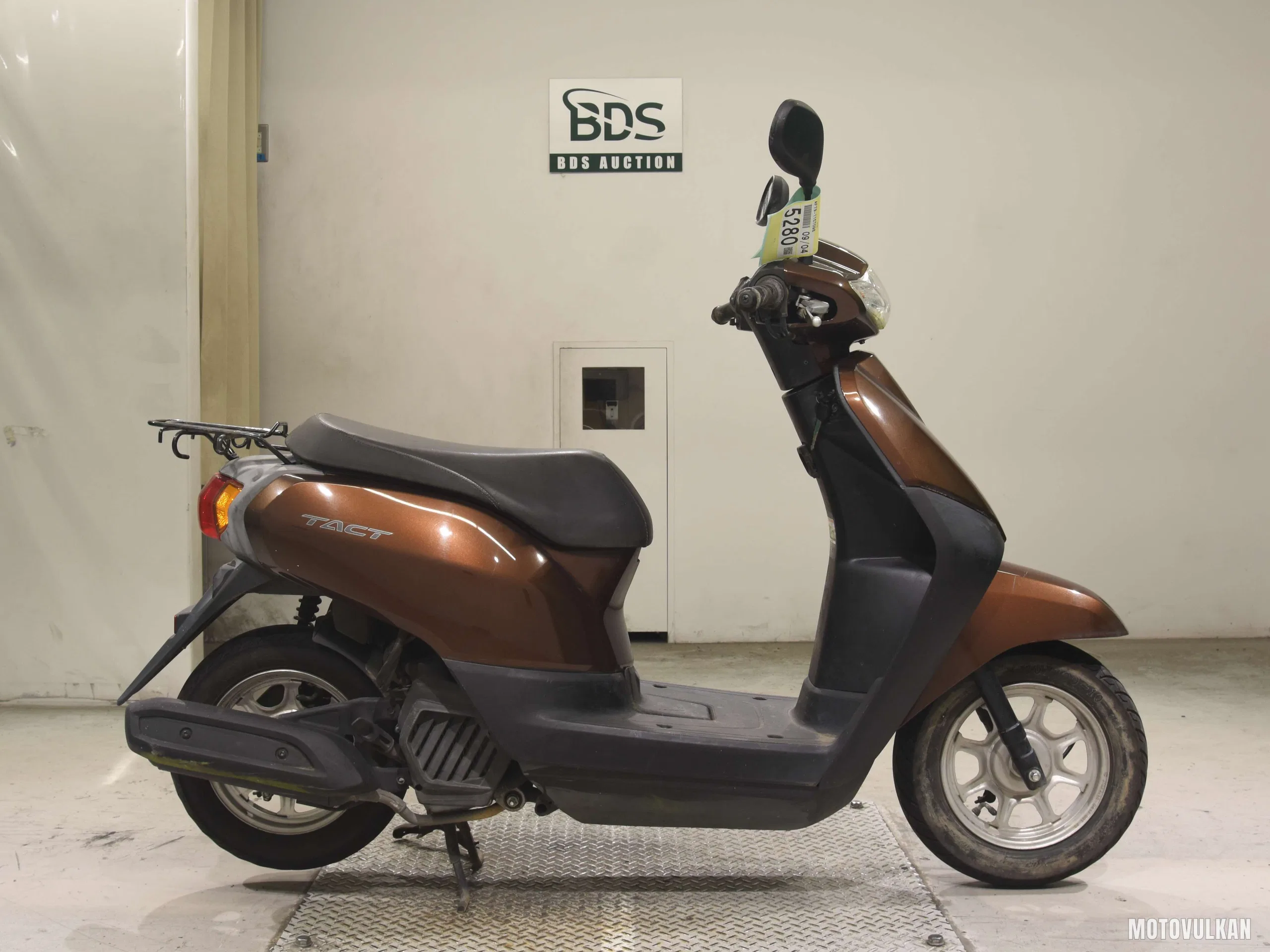 Honda TACT-4 Basic