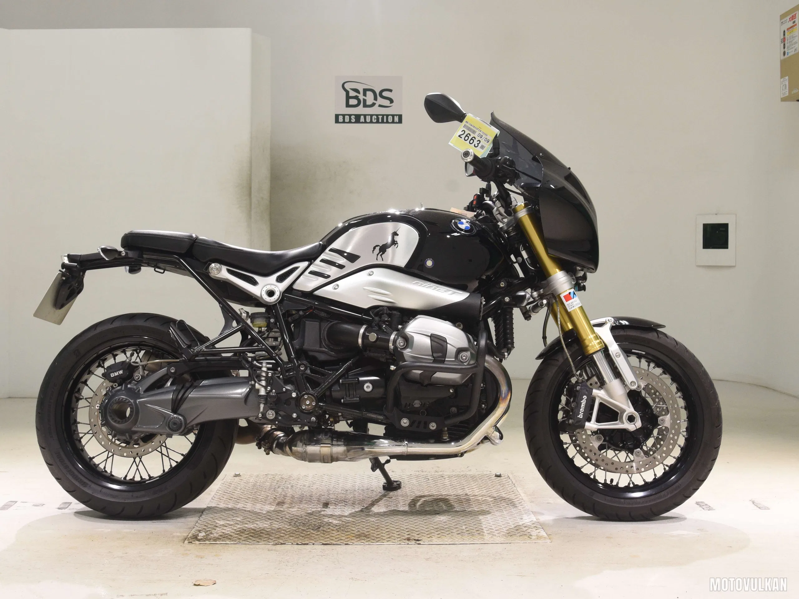 BMWR NINE T