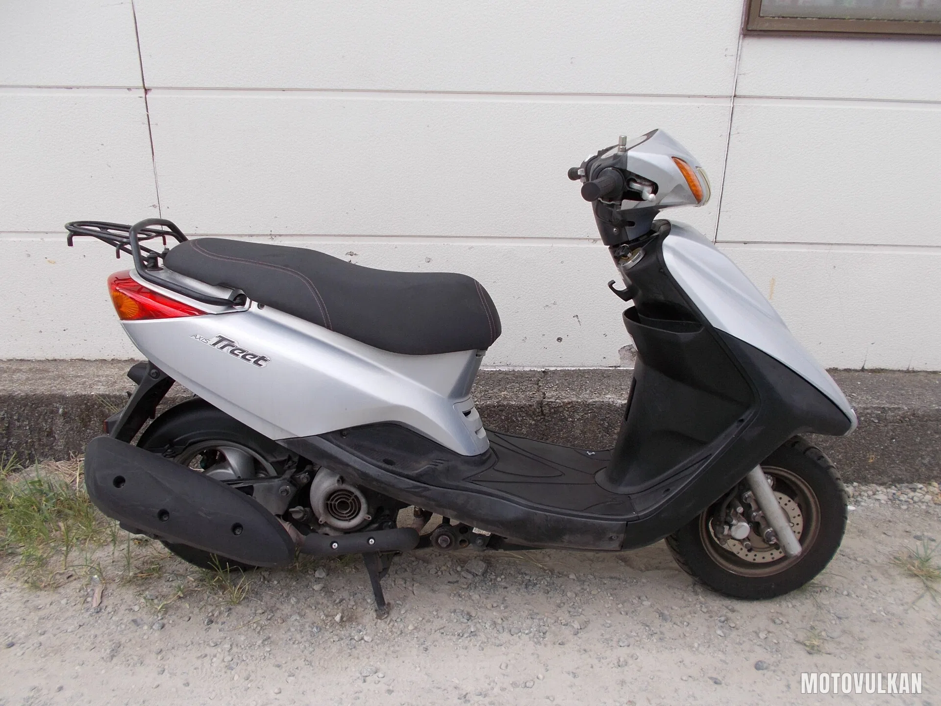 Yamaha Axis Treet