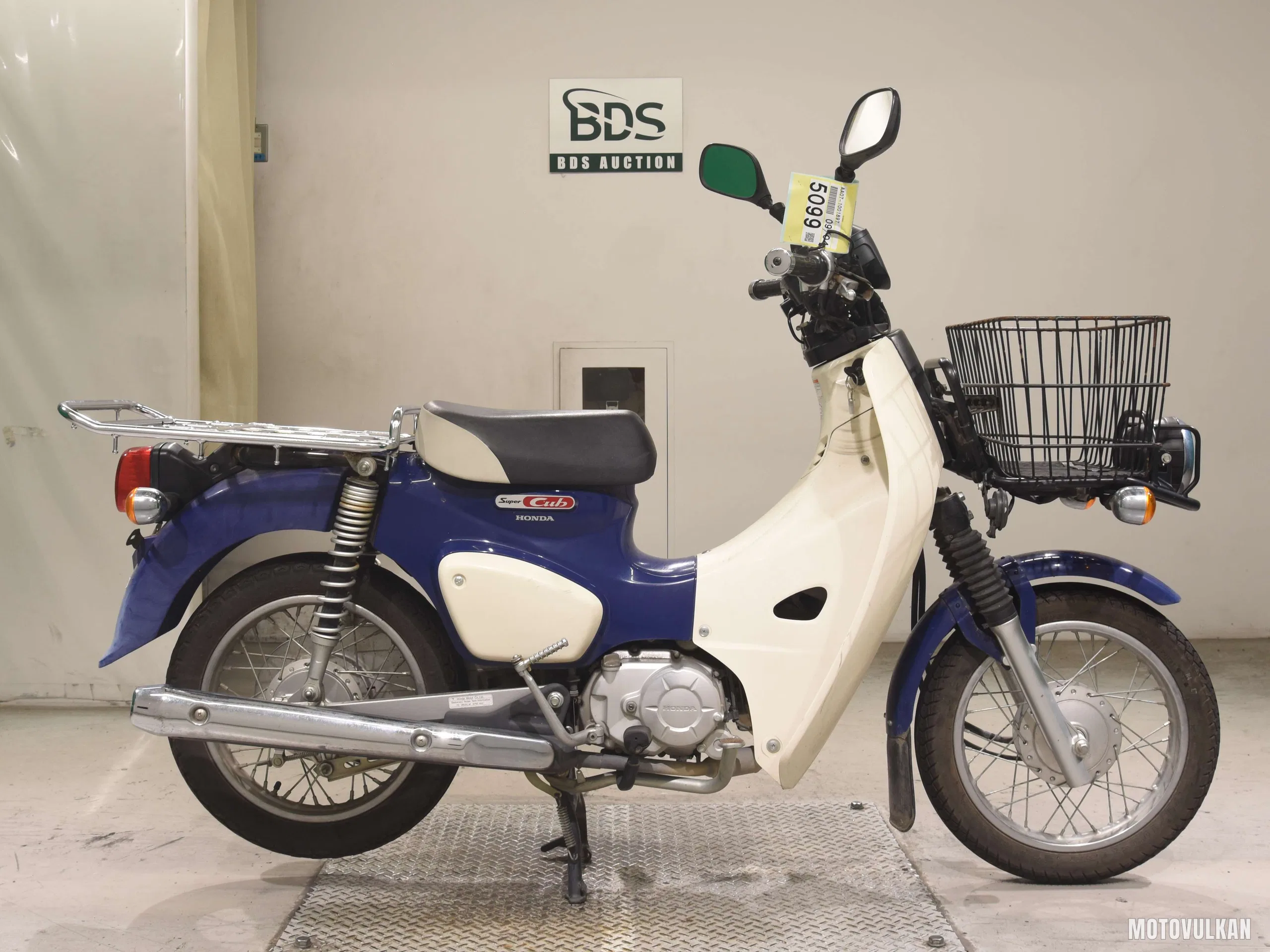 Honda C50-3