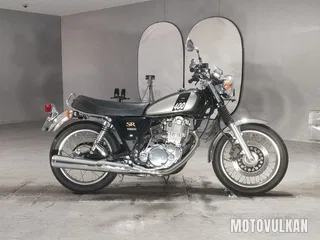 Yamaha SR400