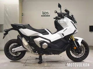Honda X-ADV750-2