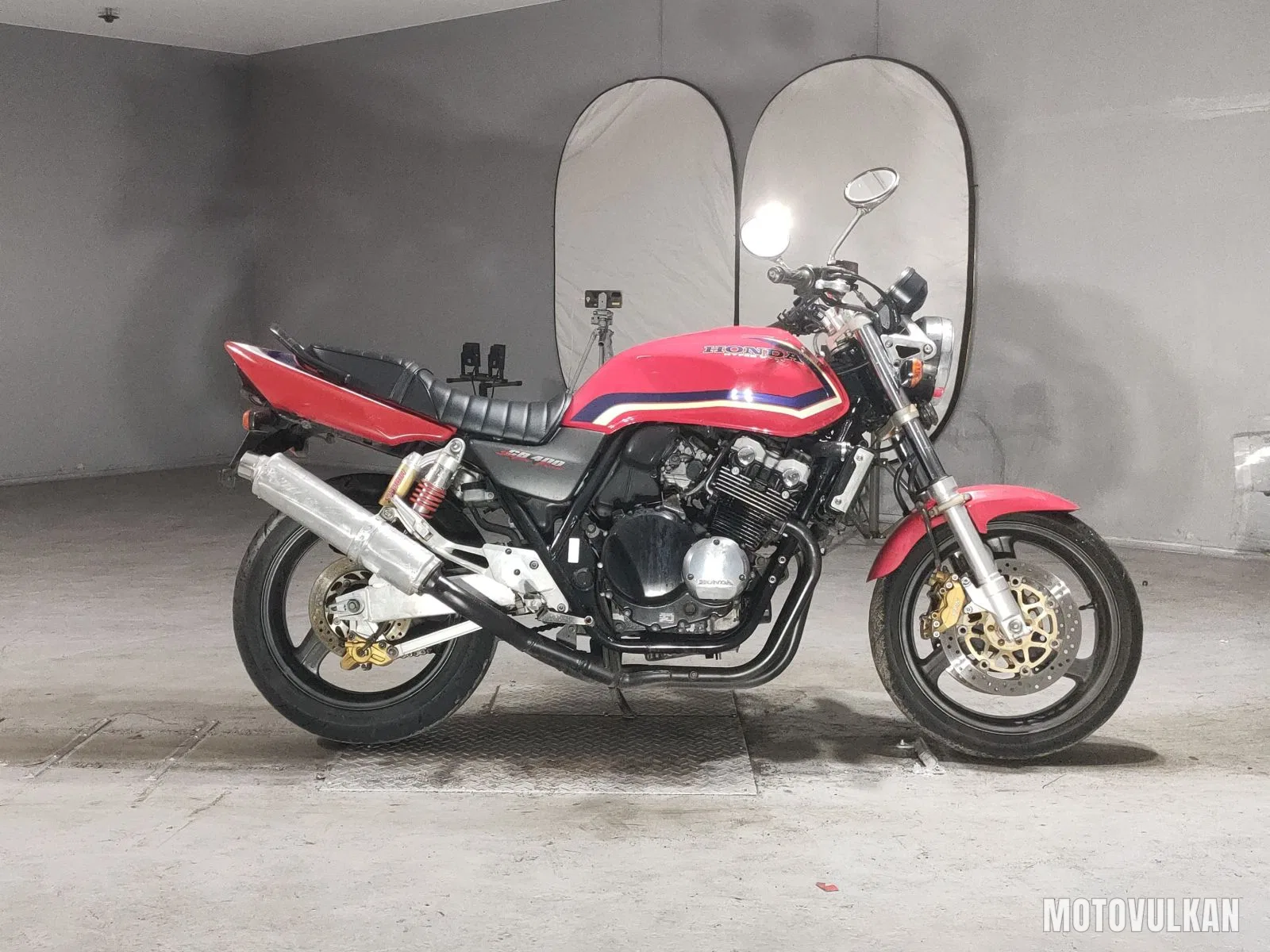 Honda CB400SF VTEC