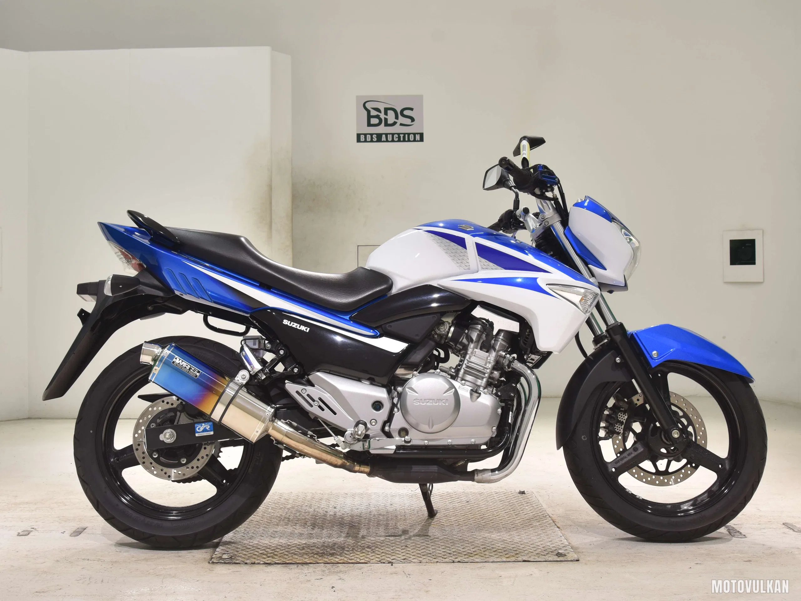 Suzuki GSR250
