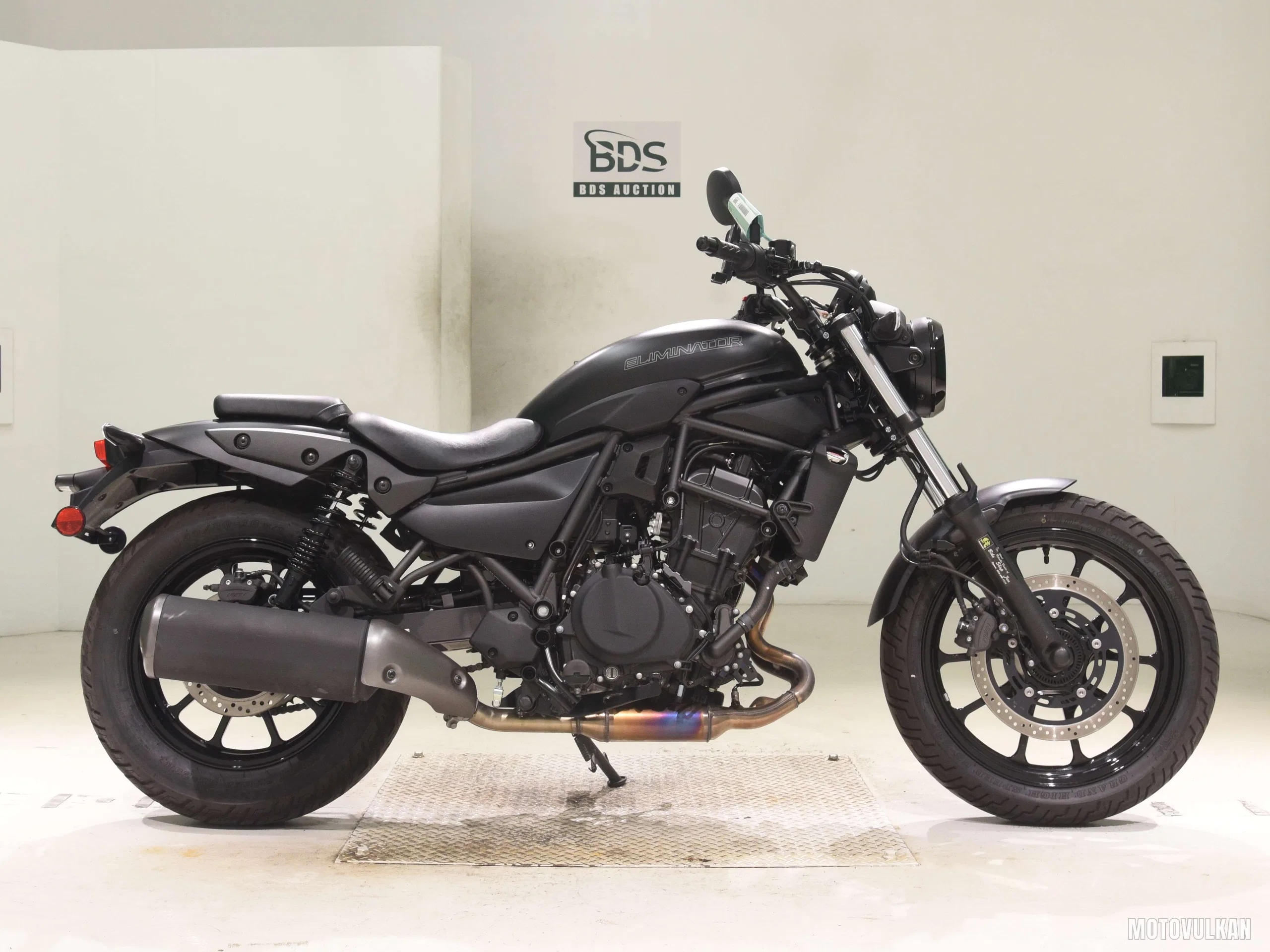 Kawasaki ELIMINATOR400-3