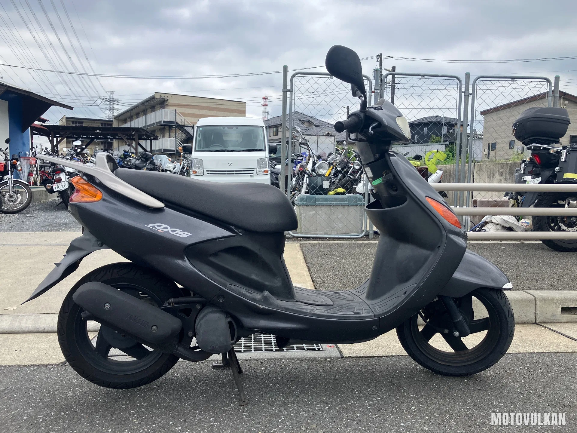 Yamaha Grand Axis100