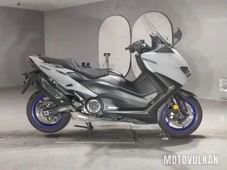 Yamaha T-MAX560