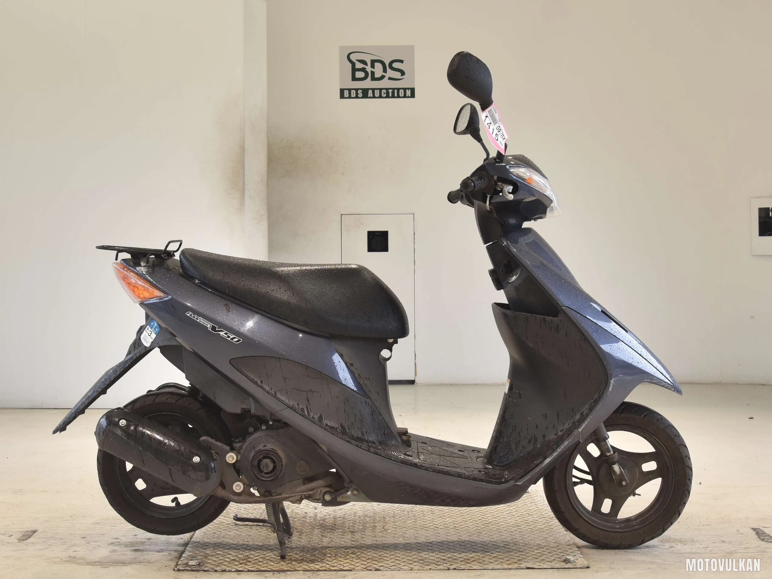 Suzuki ADDRESS V50-3