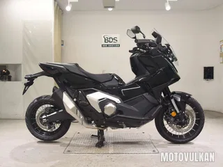 Honda X-ADV750-2