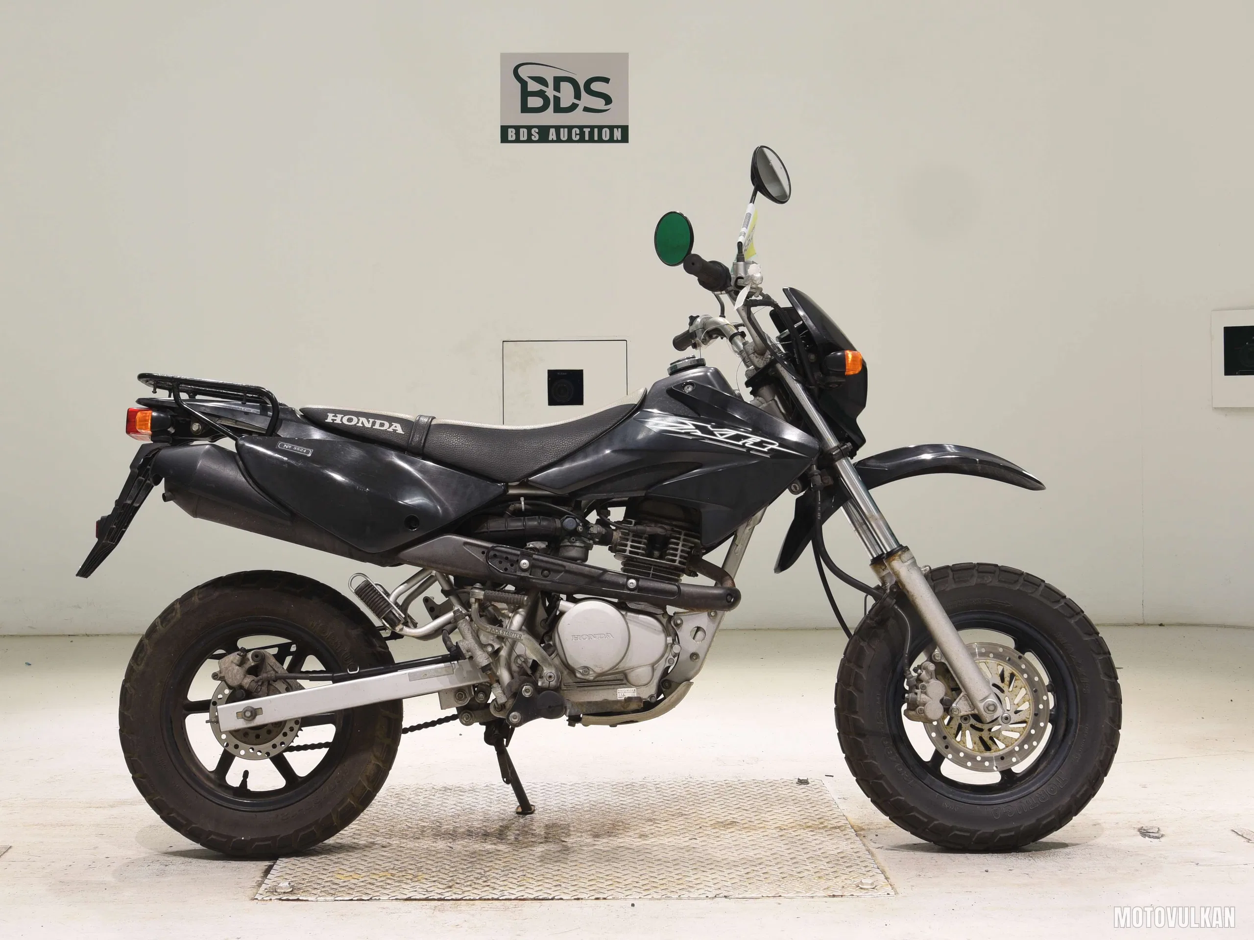 Honda XR100 MOTARD
