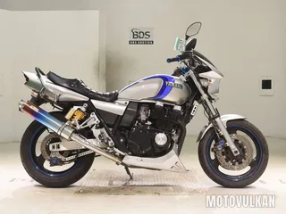 Yamaha XJR400R-3
