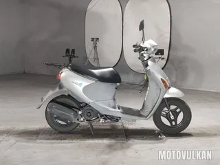 Suzuki Let's 4