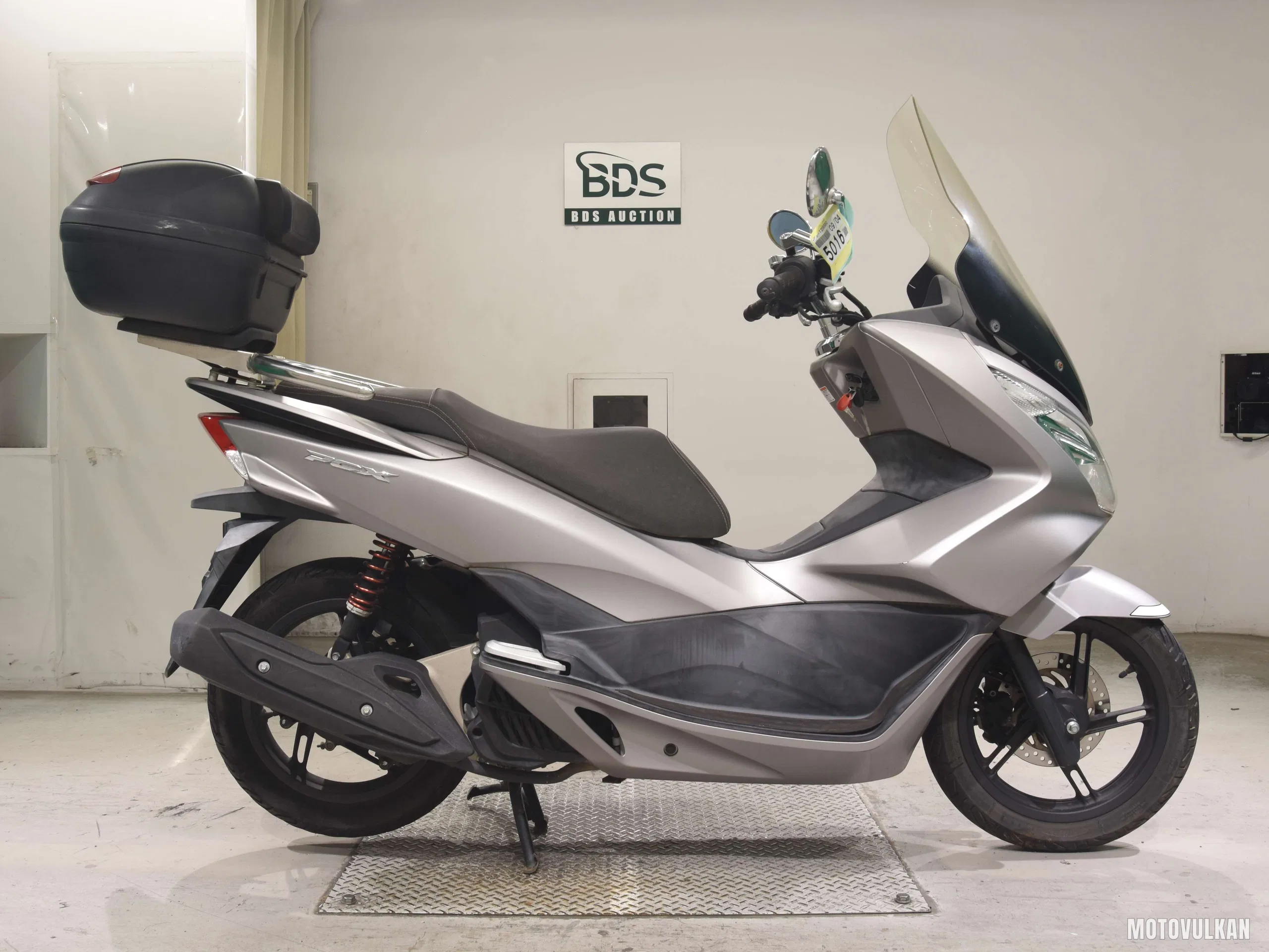 Honda PCX125-2